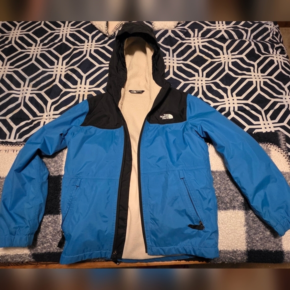 The North Face Men's Performance Jacket in Blue and Black - Picture 1 of 2